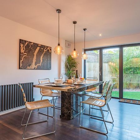 Cotswold Holiday Let With Hot Tub - The Old Garage Чипинг Нортън Екстериор снимка