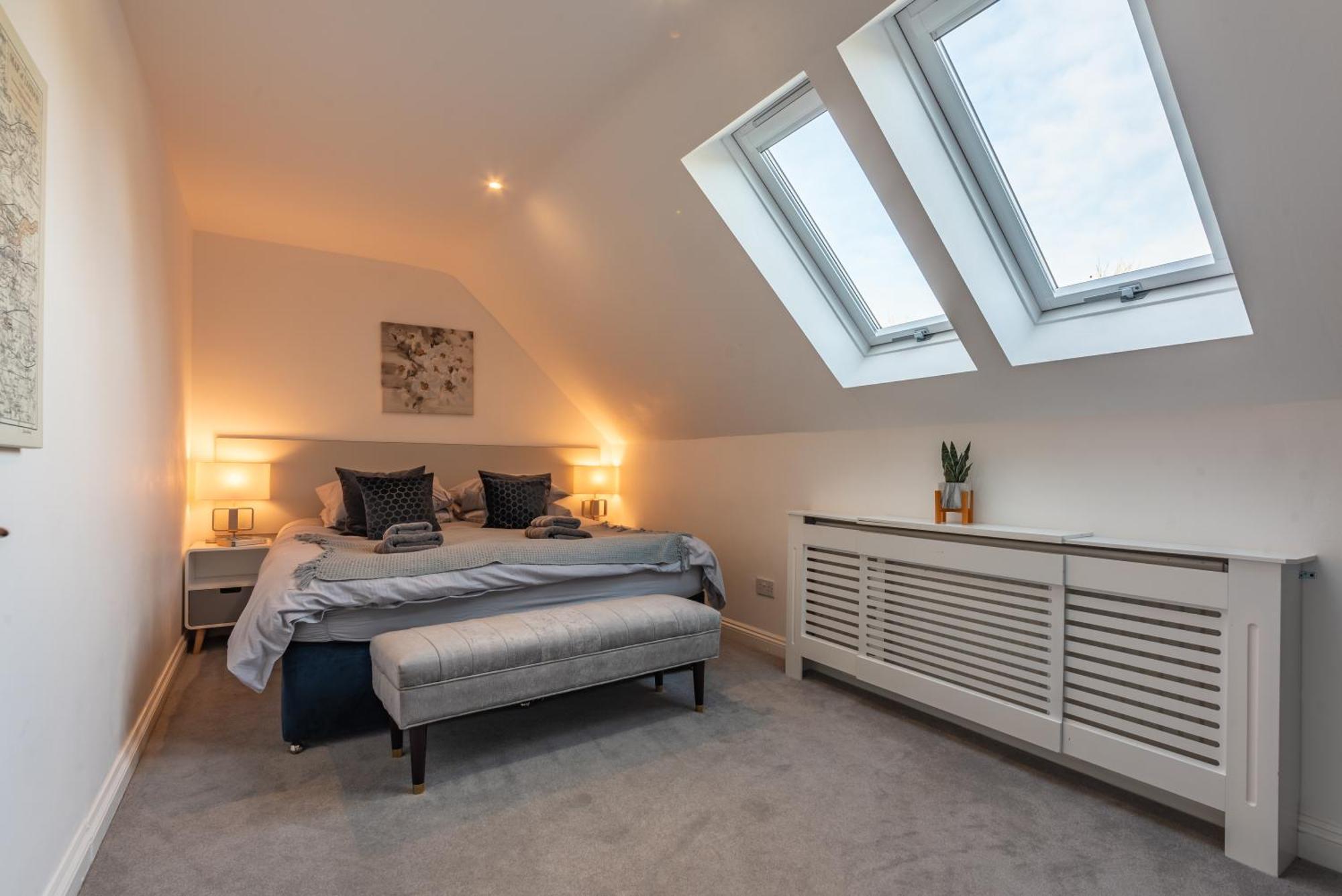Cotswold Holiday Let With Hot Tub - The Old Garage Чипинг Нортън Екстериор снимка