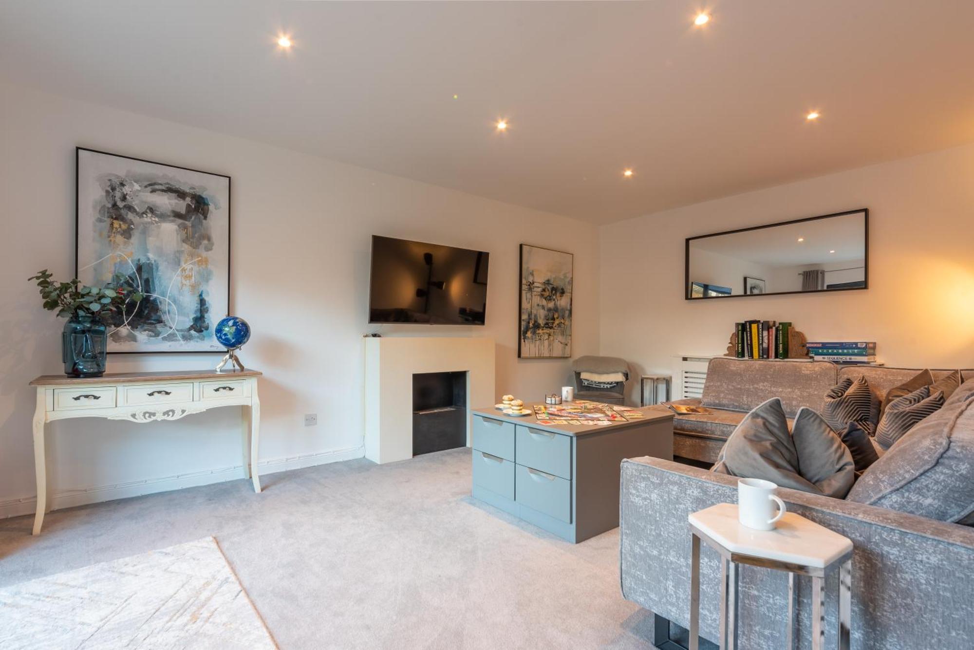 Cotswold Holiday Let With Hot Tub - The Old Garage Чипинг Нортън Екстериор снимка
