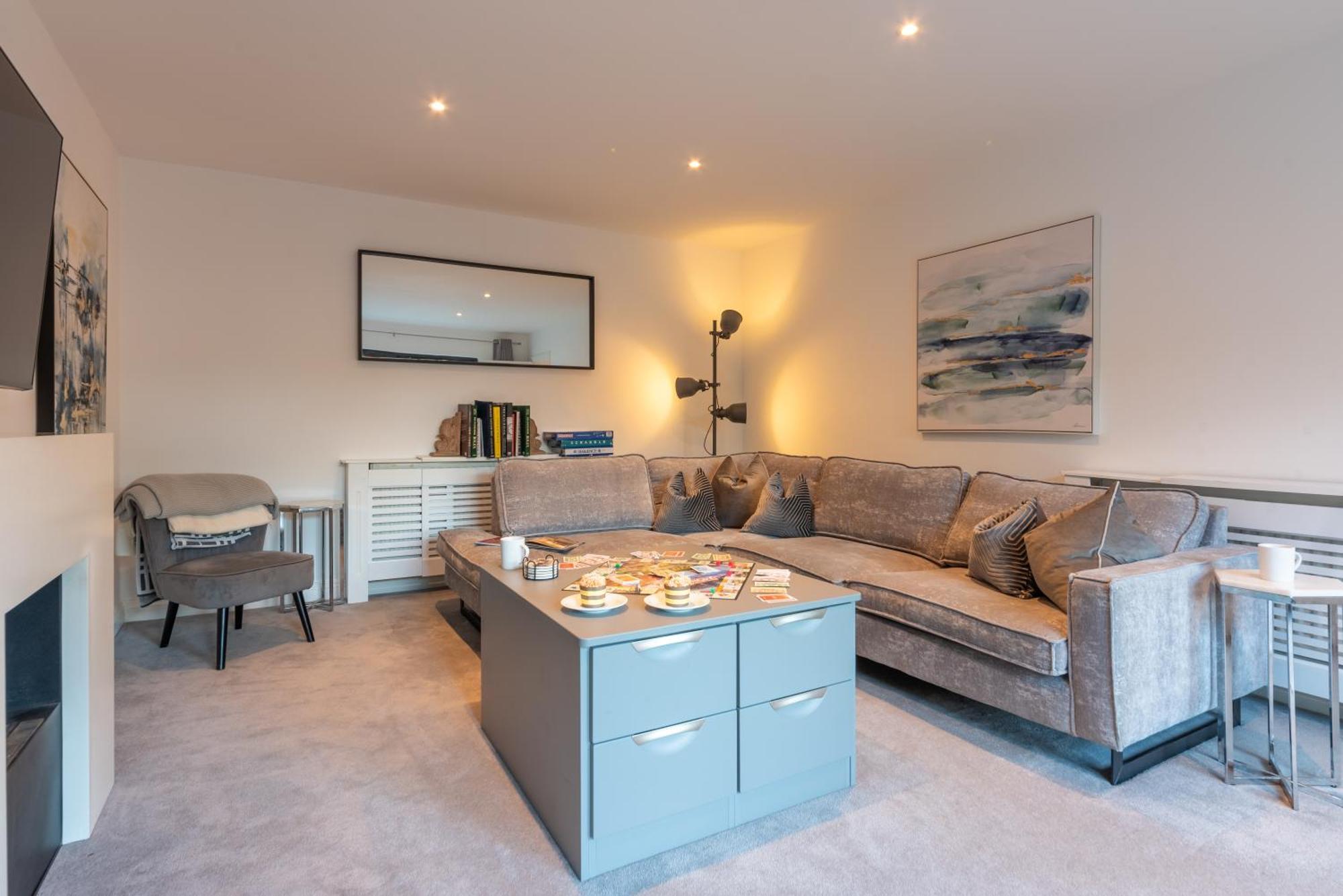 Cotswold Holiday Let With Hot Tub - The Old Garage Чипинг Нортън Екстериор снимка